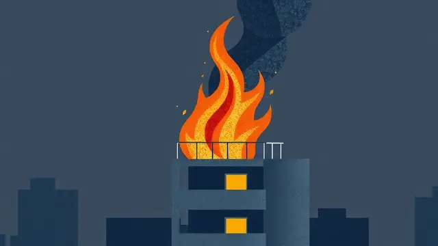 Haredi Volunteer Firefighters Join Firefighters at Apartment Blaze in Haifa